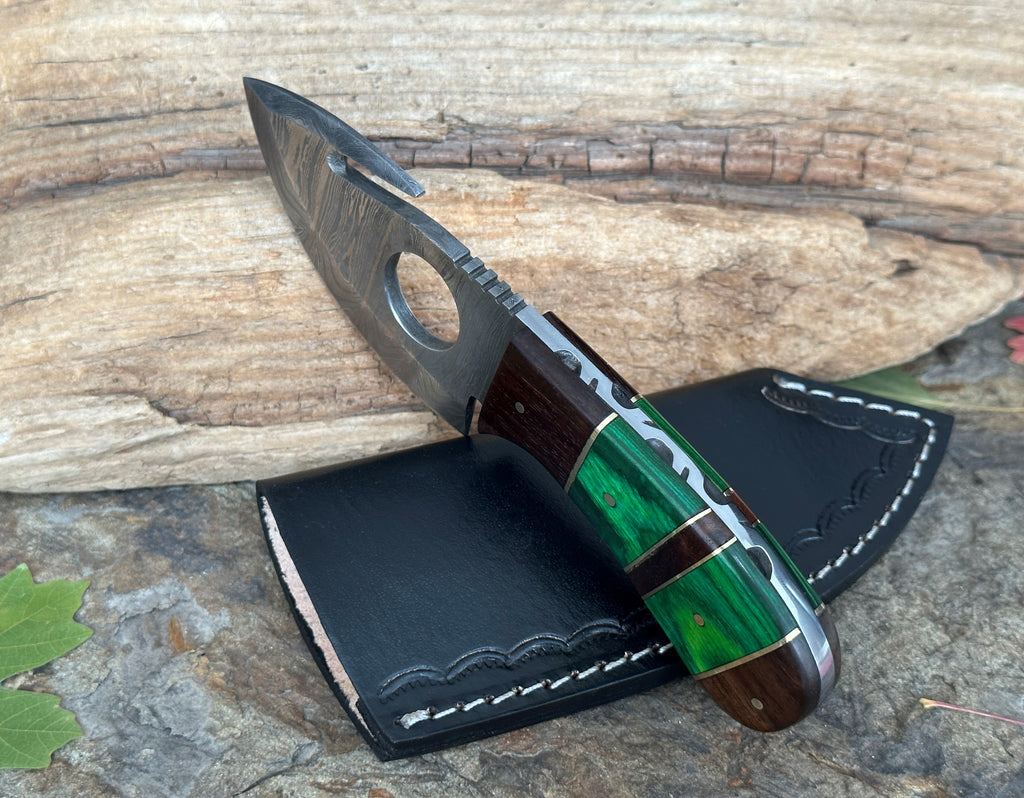Damascus Steel Hunting Knife, Full Tang Handmade Gut Hook Fixed Blade
