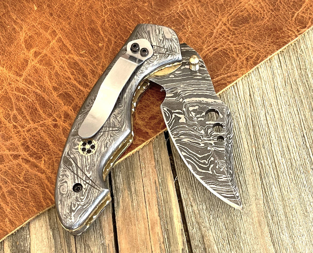 Damascus Steel Folding Pocket Knife with Belt Clip, Personalized Handmade Damascus Steel Knife, Custom Engraved Knife for Men