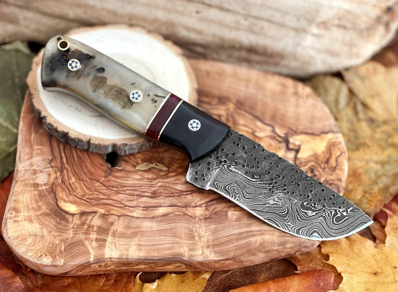 Damascus Steel Hunting Knife Handmade Damascus Fixed Blade Knife with Leather Sheath