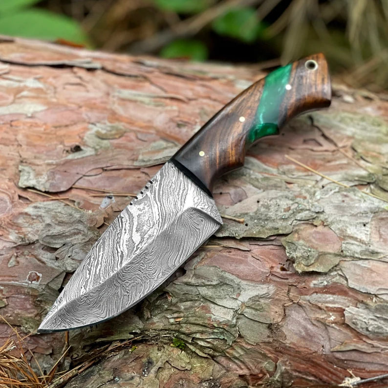 Handmade Damascus Steel Hunting Knife Fixed Blade Full Tang With Epoxy Rosewood Handle