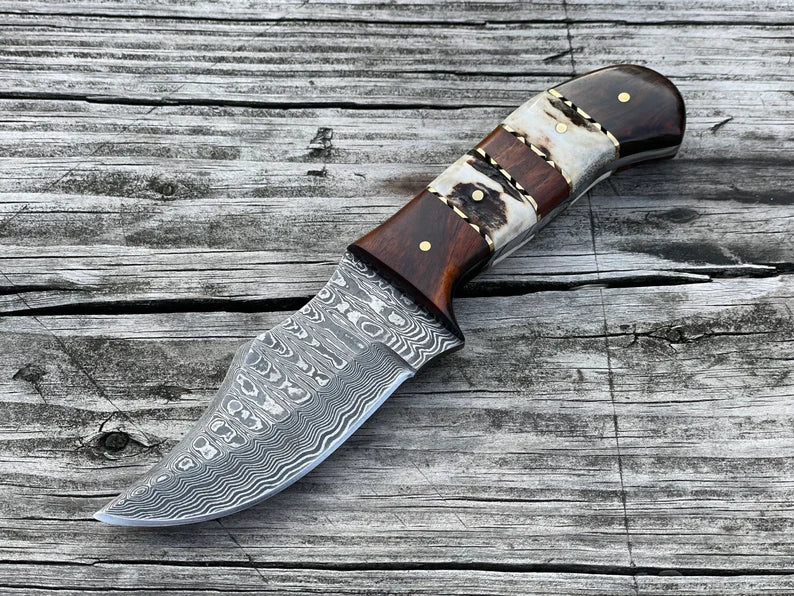 Damascus Steel Stag Horn Handle Knife Full Tang Hunting Knives Fixed Blade